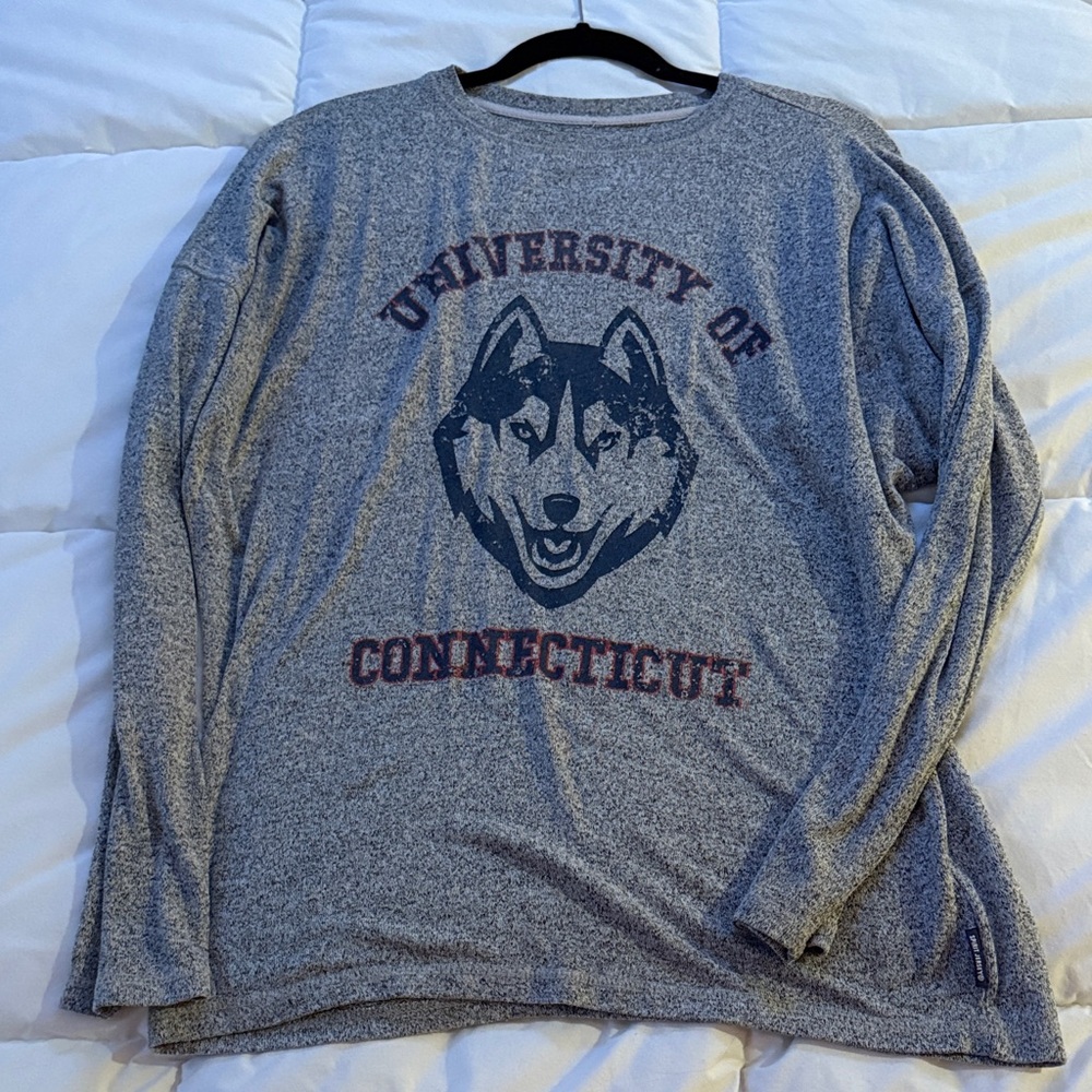 Gray University of Connecticut Long Sleeve Sweater UConn